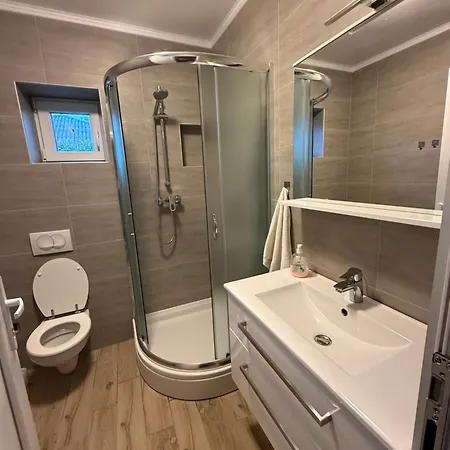 Kristijan Apartamento Pag Town