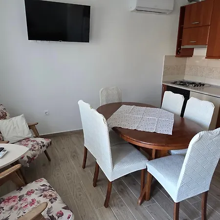 Kristijan Apartment